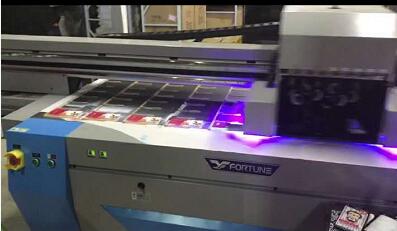 uv平板打印机个性化打印